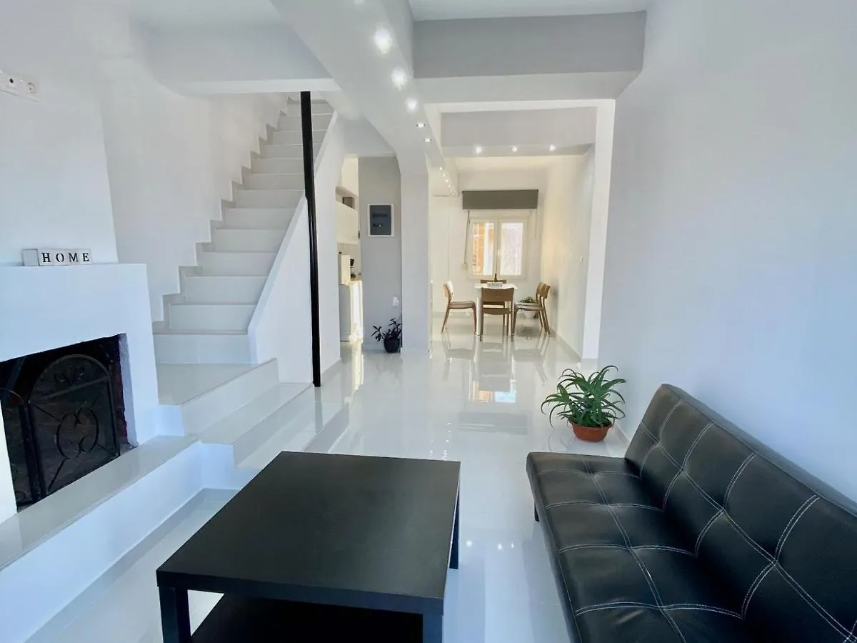 The White Chalkidiki Holiday House - Sandy Beach Kriopigi